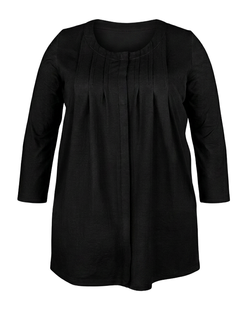 Pleated garment in black